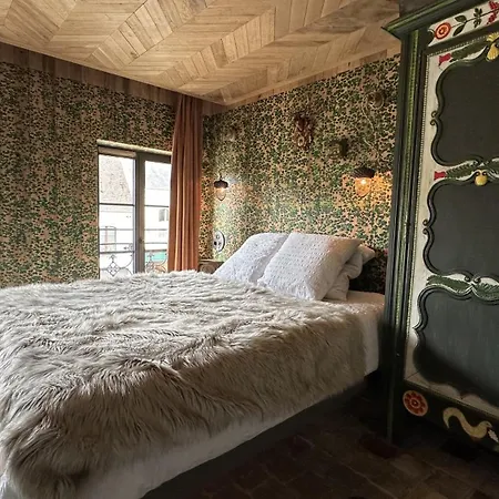 Au Lit On Dort - Logis De Village